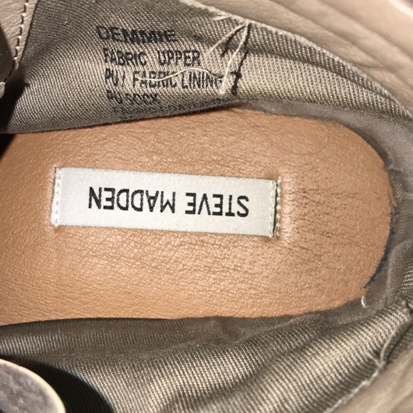 Women’s Steve Madden Sneakers, size 8 - Picture 2 of 3